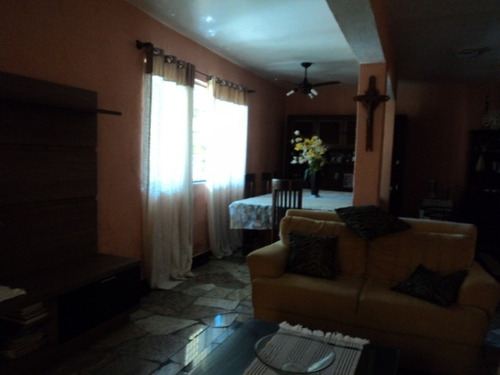 Casa Para Aluguel, 5 Dormitórios, Cavaleiros - Macaé - 1088