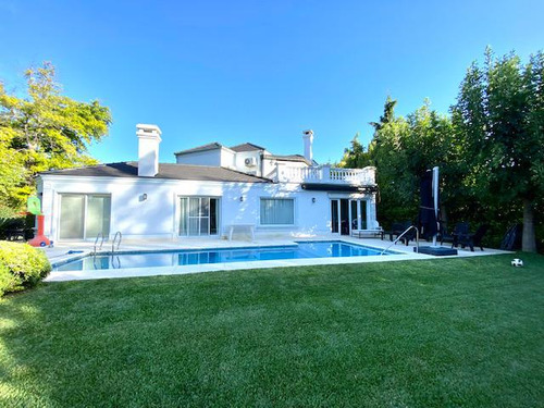 Casa 6 Ambientes En Venta Pilar Ayres De Pilar