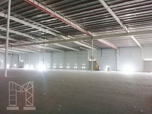 Galpón De 6350 M2 En Tres De Febrero - Loma Hermosa - Nave Logística