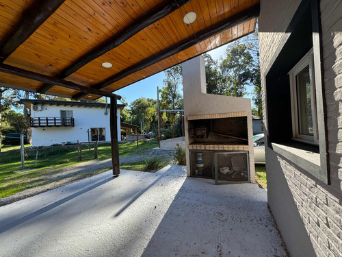 Se Vende Hermosa Casa A Una Cuadra De La Playa El Ensueño