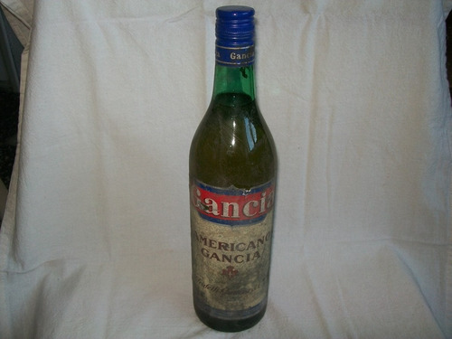 Antigua Botella Sin Abrir De Americano Gancia De 950 Ml.