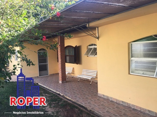 Chácara Em Salto De Pirapora-sp Com 11537,95m² Pronta Para Morar, Localizada Num Condomínio Fechado Com Mercado E Acesso Asfaltado, Há 10km Do Centro. - Ch00964 - 69011092
