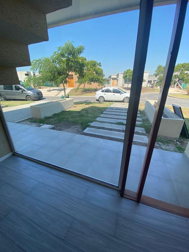 Imagen 8 de 30 de Susana Aravena Propiedades-excelente Casa En Santa Elena