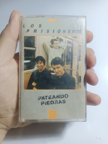 Cassette Los Prisioneros Pateando Piedras 