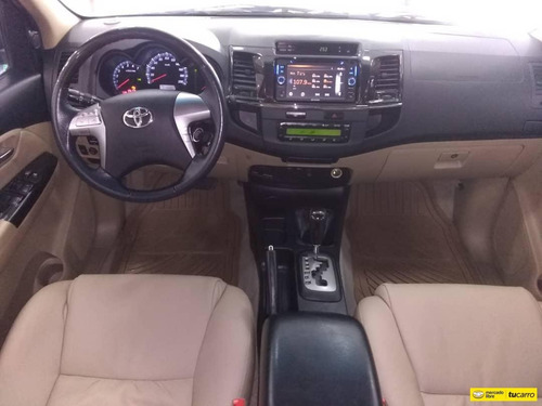 Toyota Fortuner 4x4