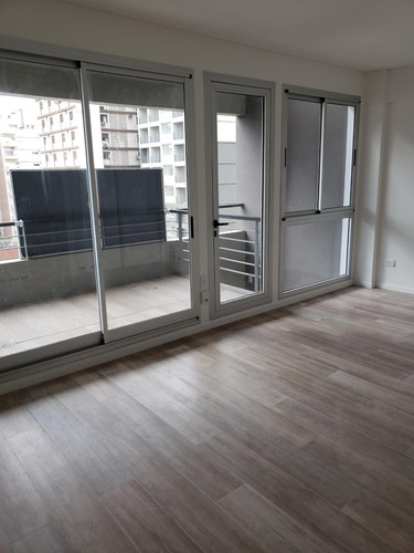 Imagen 5 de 12 de Monoambiente Al Frente C/balcón Villa Urquiza