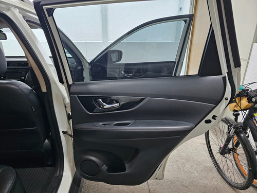 Nissan X-Trail 2.5 Exclusive 3 Row Cvt