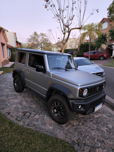 Imagen 3 de 8 de Suzuki Jimny 1.5 Manual 4x4