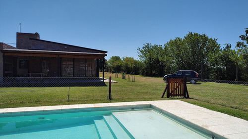Casa Chalet En Venta En Pucará Los Búhos, Roldán, San Lorenzo