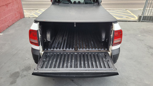 Volkswagen Saveiro Saveiro Robust 1.6 Total Flex 8V