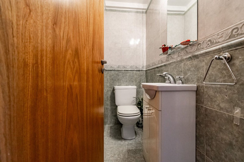 Venta Dpto 3amb C/balcón. C/coch Y Baulera. Flores
