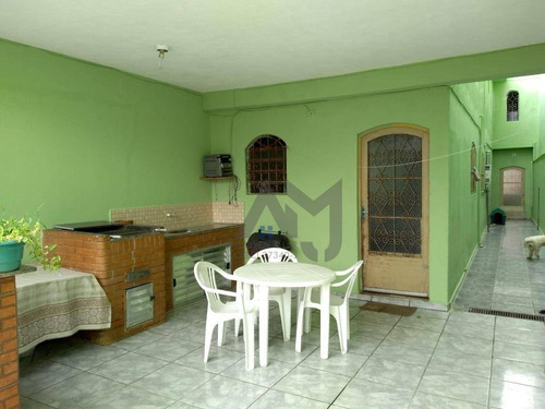 Imagem 4 de 11 de Sobrado Com 3 Dormitórios Sendo 1 Suite, Com Armários Nos Quartos E Cozinha - Churrasqueira E Edicula - So0271