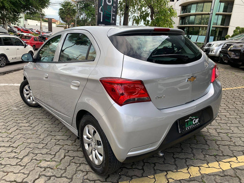 Imagem 10 de 14 de Chevrolet Onix Hatch Lt 1.0 8v Flexpower 5p Mec. 2019 Pr...