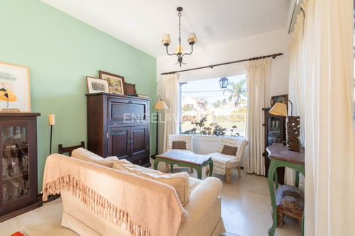 Venta De Casa De 3 Dormitorios En Ciudad De La Costa A Pasos Del Mar Id 6456