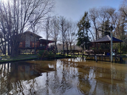 Casa  En Venta En Carapachay, Zona Delta, Tigre, G.b.a. Zona Norte