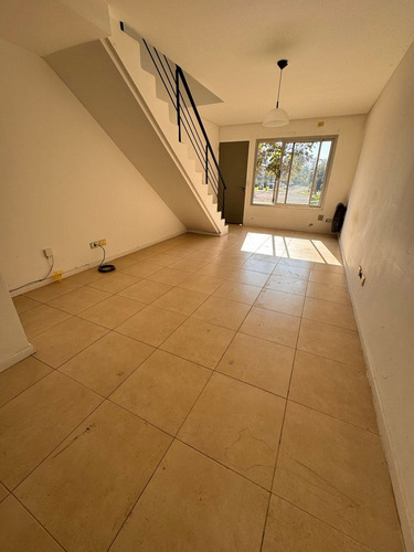 Venta Duplex 3 Ambientes Con Jardin Y Cochera