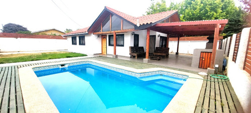 Amplia Casa, 3d+ 2b + Piscina (año Corrido)