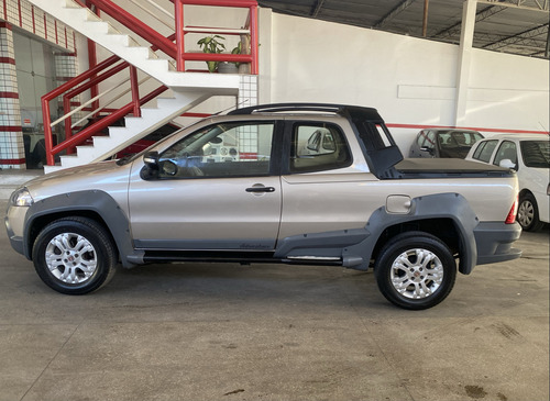 Fiat Strada 1.8 MPI ADVENTURE CD 16V FLEX 2P MANUAL