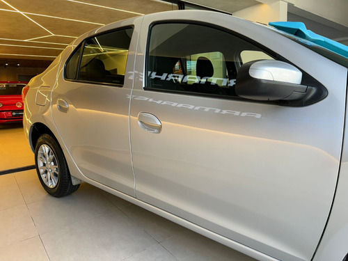 Renault Logan 1.0 Zen 12v 4p