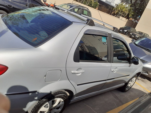 Fiat Siena 2013 1.0 El Flex 4p