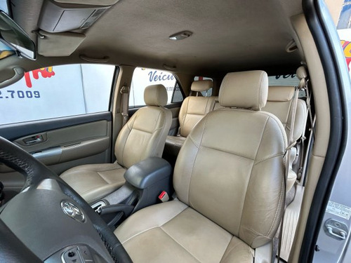 Toyota SW4 SW4 2.7 SR 4X2 16V FLEX 4P AUTOMÁTICO
