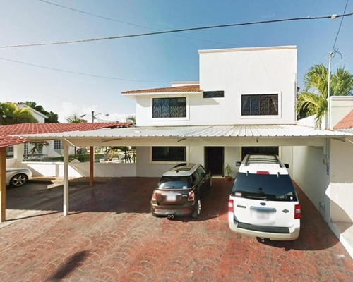 Casa En Venta En Campestre Chetumal Quintana Roo Lf*