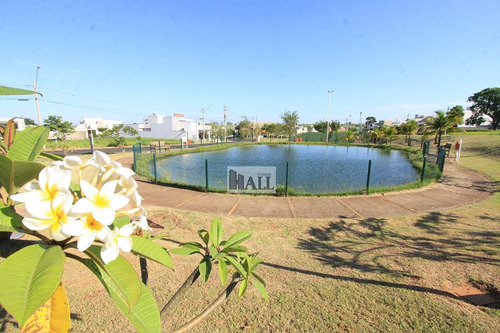 Casa À Venda Condomínio Village Damha Ii Com 3 Quartos - V8164