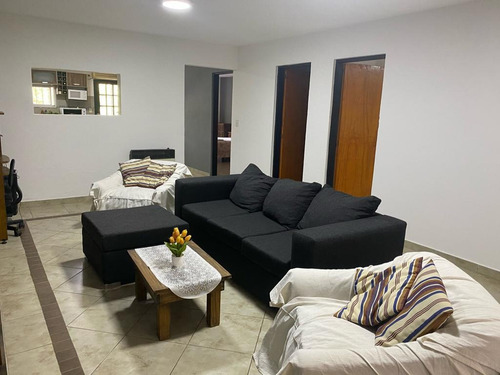Imagen 2 de 15 de Casa - Ituzaingó