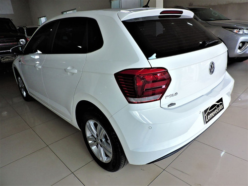 Imagem 4 de 10 de Volkswagen Polo Comfortline 1.0 12v 200 Tsi Aut