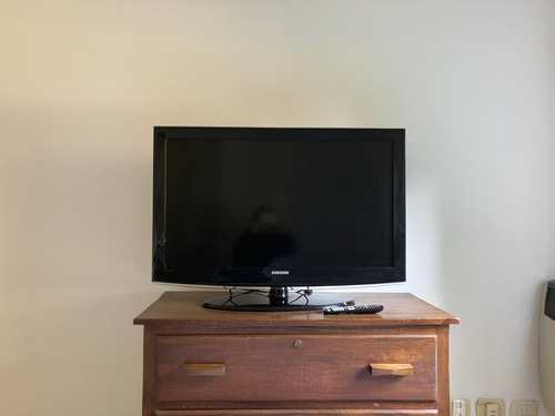 Lcd Samsung 40 Pulgadas Usado Model Le40a451c1h Y Cromecast (Usado)