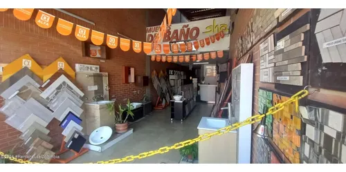 Comercial En San Cristobal Norte Rah Co: 25-525