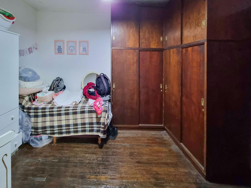 Departamento De 2 Dormitorios Con Quincho Y Gran Patio En Barrio Abasto