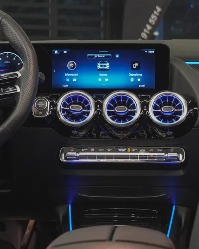 Mercedes-Benz GLA 250 2.0 4matic