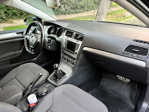 Imagen 12 de 15 de Volkswagen Golf 1.6 Mt