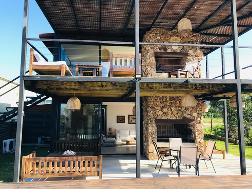 Casa En Alquiler Por Temporada De 3 Dormitorios En Punta Piedras (ref: Bpv-6853)
