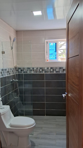 Vendo Apartamento En El Residencial Don Oscar En La Charles De Gaulle, Santo Domingo Este, República Dominicana