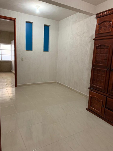 Edificio En Venta En Colonia La Magdalena, Toluca, Estado De México
