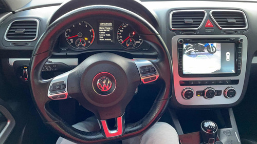 Imagen 3 de 14 de Volkswagen Scirocco 2.0 Tsi 211cv C/techo Panoramico 2013