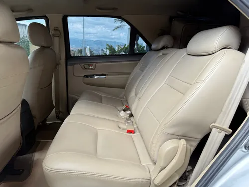 Toyota Fortuner 3.0 Sr5