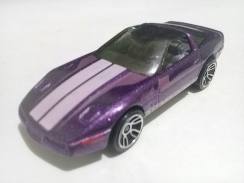 Hot Wheels 1980 Corvette 2012 Morado 