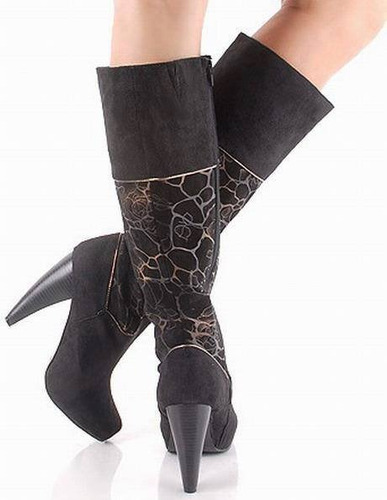 Botas Suede Con Vivo Dorado Y Diseño Imp. Usa