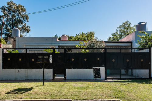 Casa 3 Amb Garage Cubierto Parrilla Moreno Centro