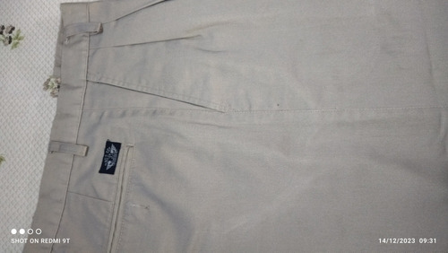 Pantalón Kaky Marca Dockers Usado En Perfectas Condiciones.