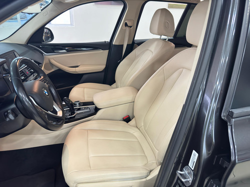 BMW X3 2.0 sDrive20iA At