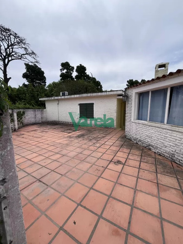 Casa ,local En Venta Pinar Sur Sobre Principal!