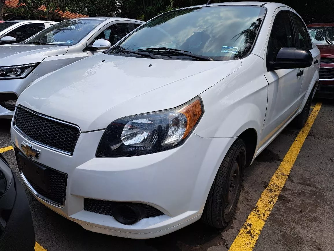 Chevrolet Aveo 1.6 Ls Ac Mt (M)