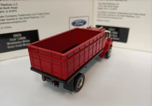 Camion Ford L900 Escala 1:64 1/64 Edicion De Coleccion