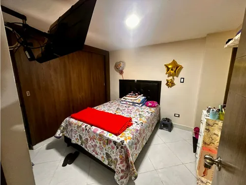 Vendo Apartemento En Barrio Nuevo-bello-primer Piso-2baños-3alc