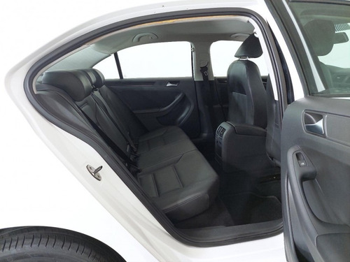Imagem 13 de 15 de 143580 - Volkswagen Jetta 2014 Com Garantia
