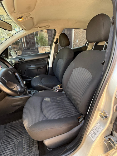 Peugeot 207 1.4 Active 75cv
